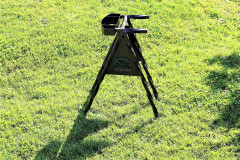 Twisted-A-frame-Bag-Stand-Maderas