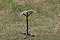 Upright-Square-Bar-Bag-Stand-Suncadia