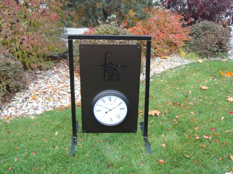 Hanging-Range-Layout-Sign-Rancho-Laquinta