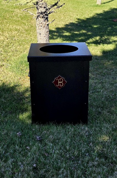 20-Gallon-Garbage-Enclosure-Blackstone