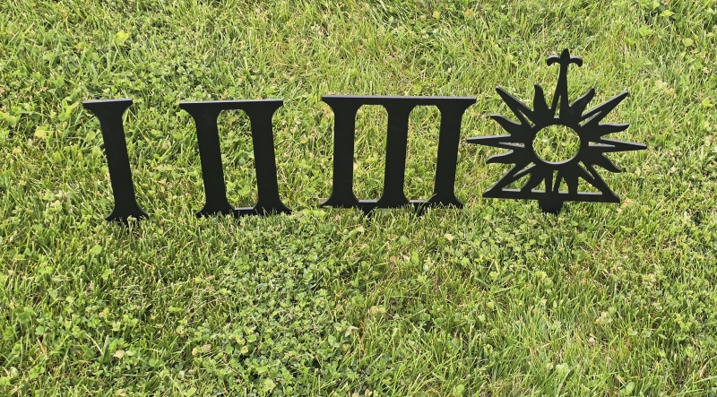 Roman-Numeral-Tee-Markers-GRAND-DEL-MAR