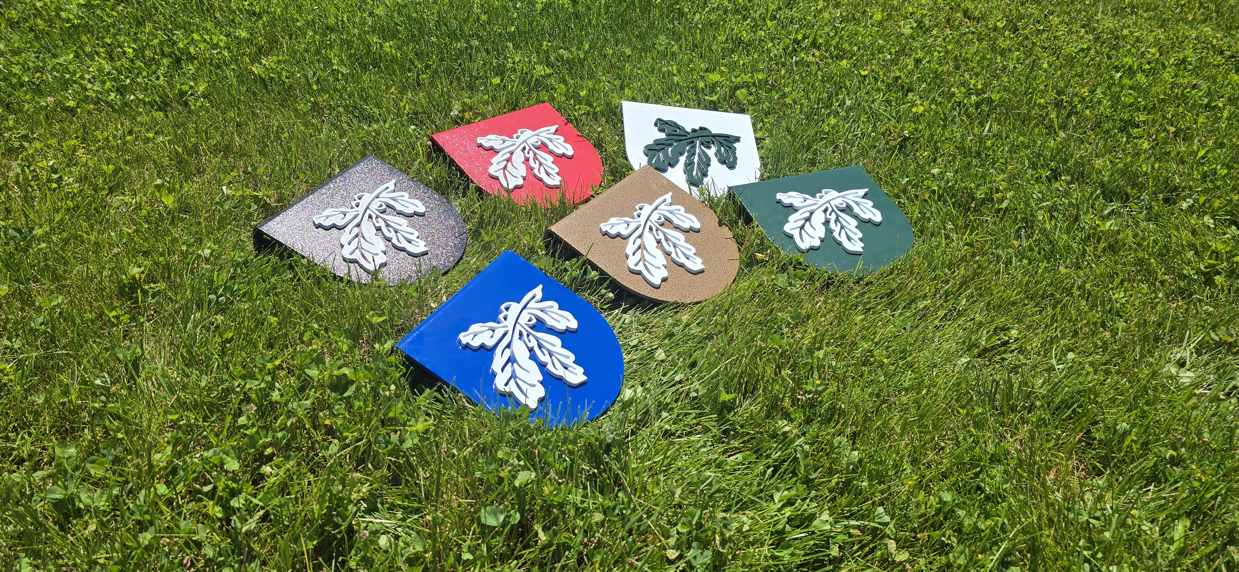 1_tee-markers
