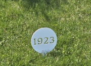 1923-year-tee-marker