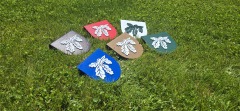 1_tee-markers