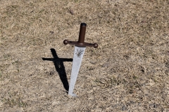 Sword-Tee-Markers-The-Lakes-at-Castle-Hills