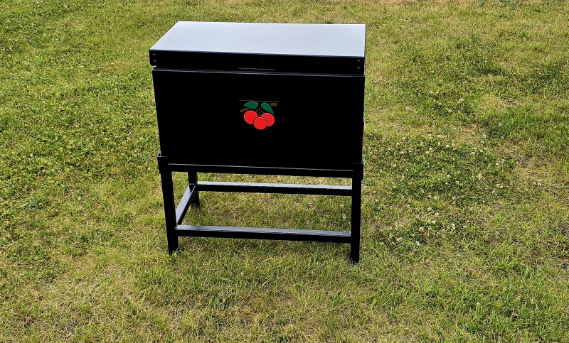 Medium-Insulated-Cooler-Cherry-Hill